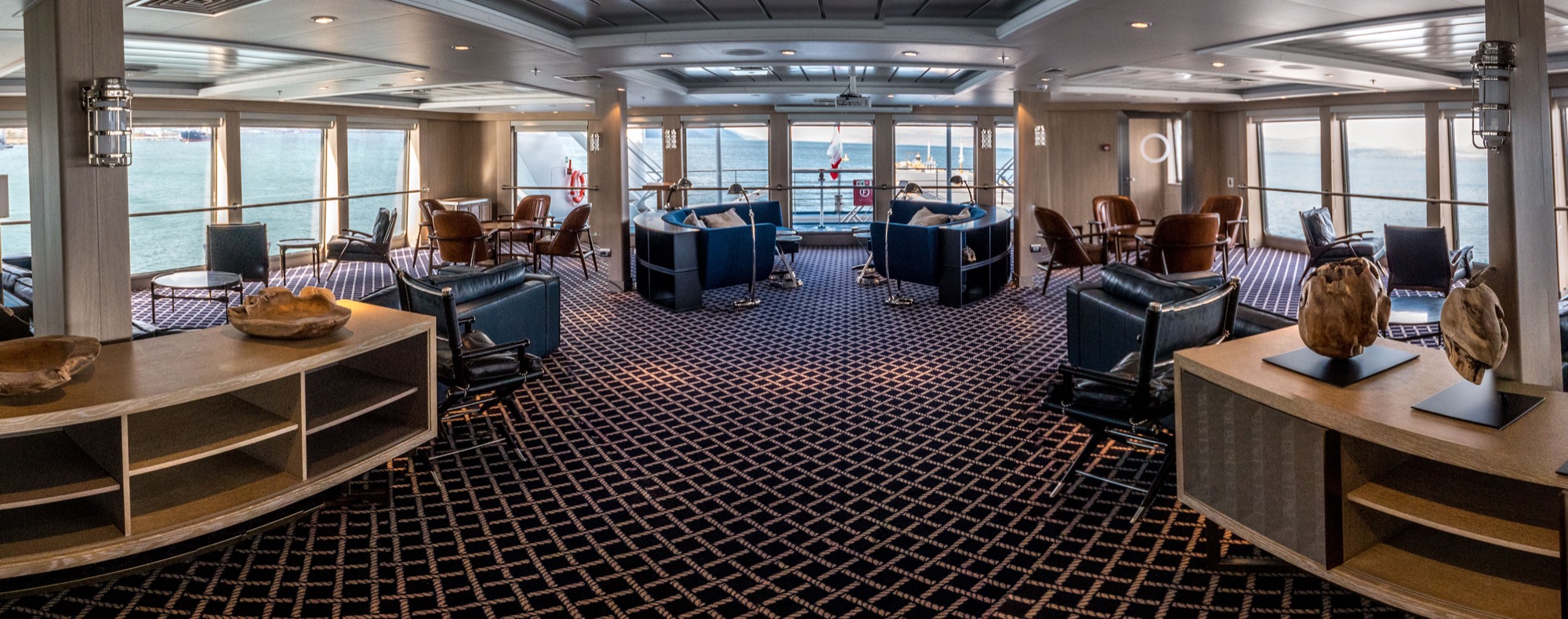 Australis Ventus Australis Sky Lounge 2.jpg